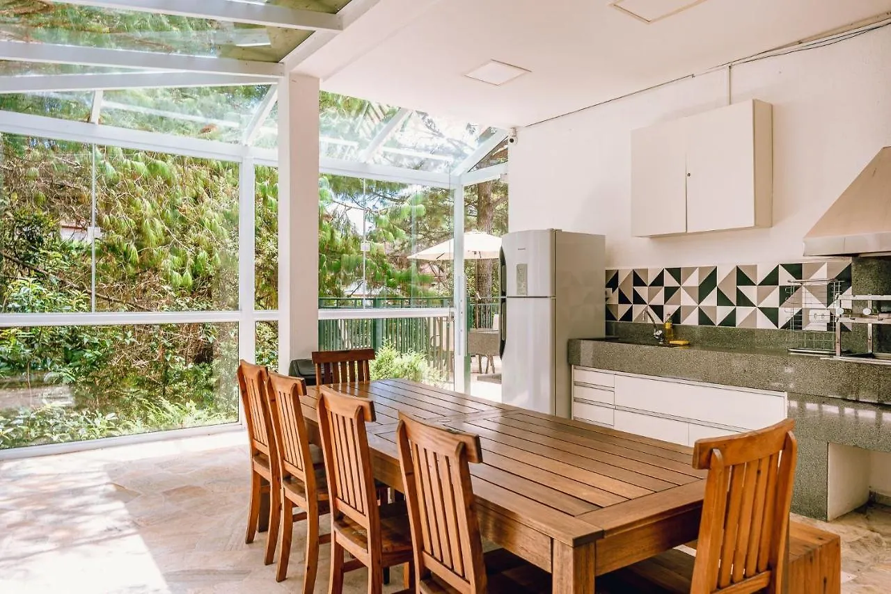 Aconchegante apartamento em Campos do Jordão, região Capivari - PET friendly#